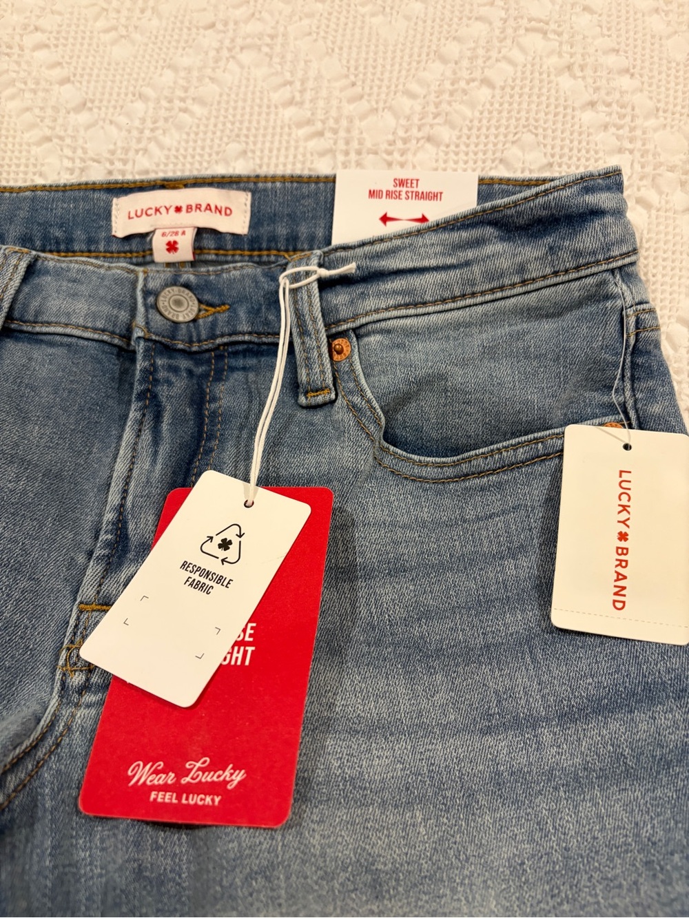 Lucky Brand Sweet Mid Rise Straight Jeans Size 6 NWT